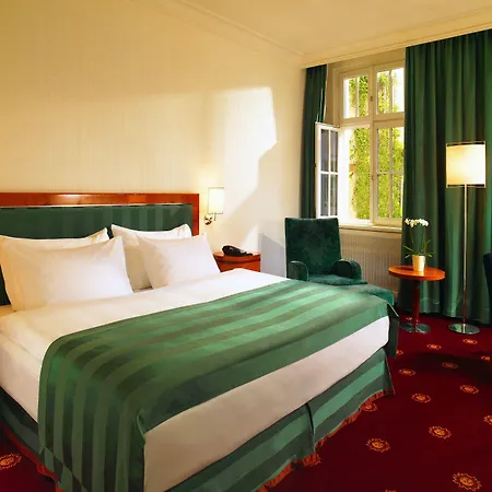 Otel Lumiere Boutiquehotel Im Fuerstenhof Leipzig