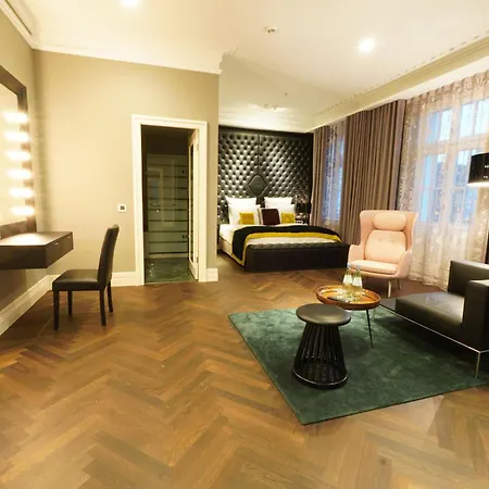 Hotel Lumiere Boutiquehotel Im Fuerstenhof 5*