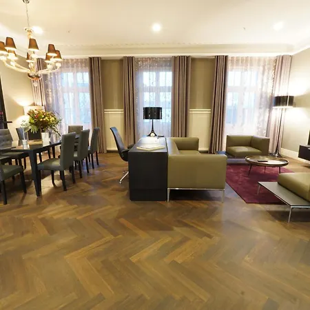 Lumiere Boutiquehotel Im Fuerstenhof 4*