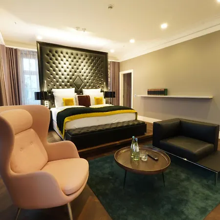 Lumiere Boutiquehotel Im Fuerstenhof מלון לייפציג