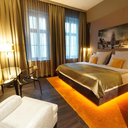 Hotel Lumière Boutiquehotel Im Fürstenhof 5*
