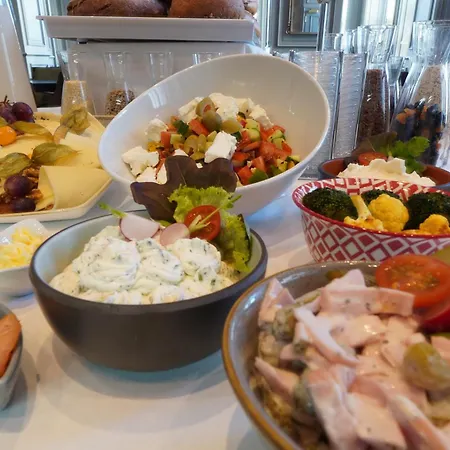 Lumiere Boutiquehotel Im Fuerstenhof 4* לייפציג