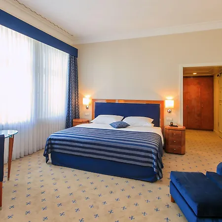 Lumiere Boutiquehotel Im Fuerstenhof 5*