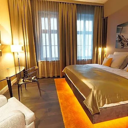 Lumiere Boutiquehotel Im Fuerstenhof Otel 5*