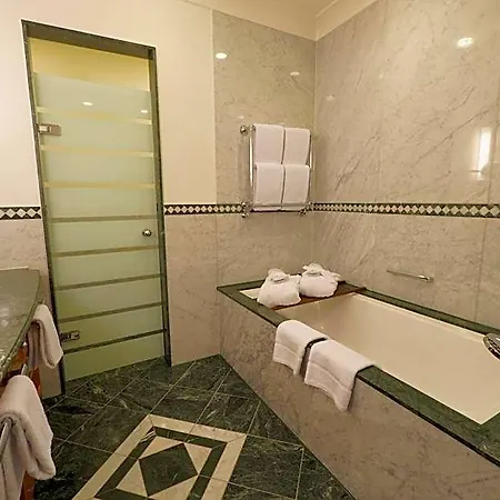 Otel Lumiere Boutiquehotel Im Fuerstenhof