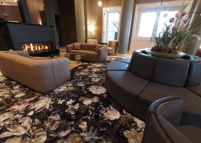 Lumiere Boutiquehotel Im Fuerstenhof 호텔