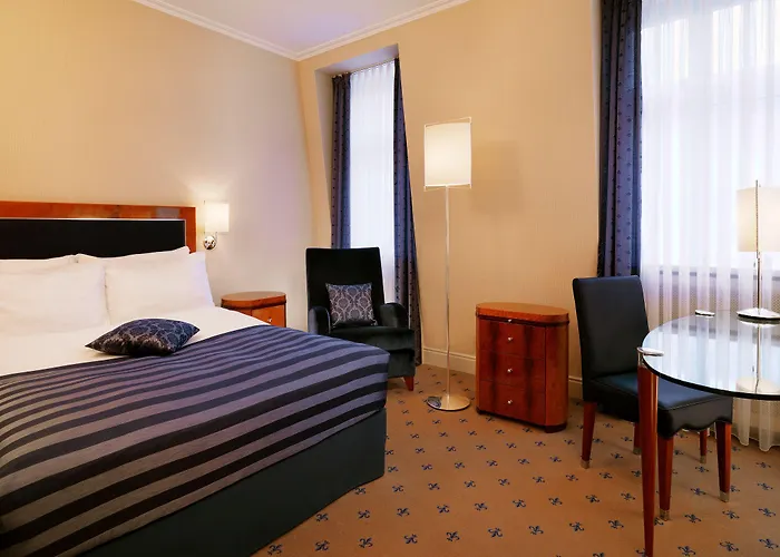 Отель Lumiere Boutiquehotel Im Fuerstenhof 5*