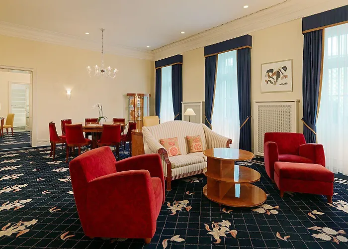 Lumiere Boutiquehotel Im Fuerstenhof 호텔